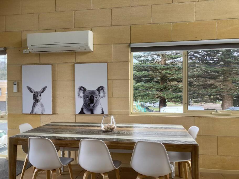 Surf Break At Bayview Villas Sea View Port Campbell Bagian luar foto