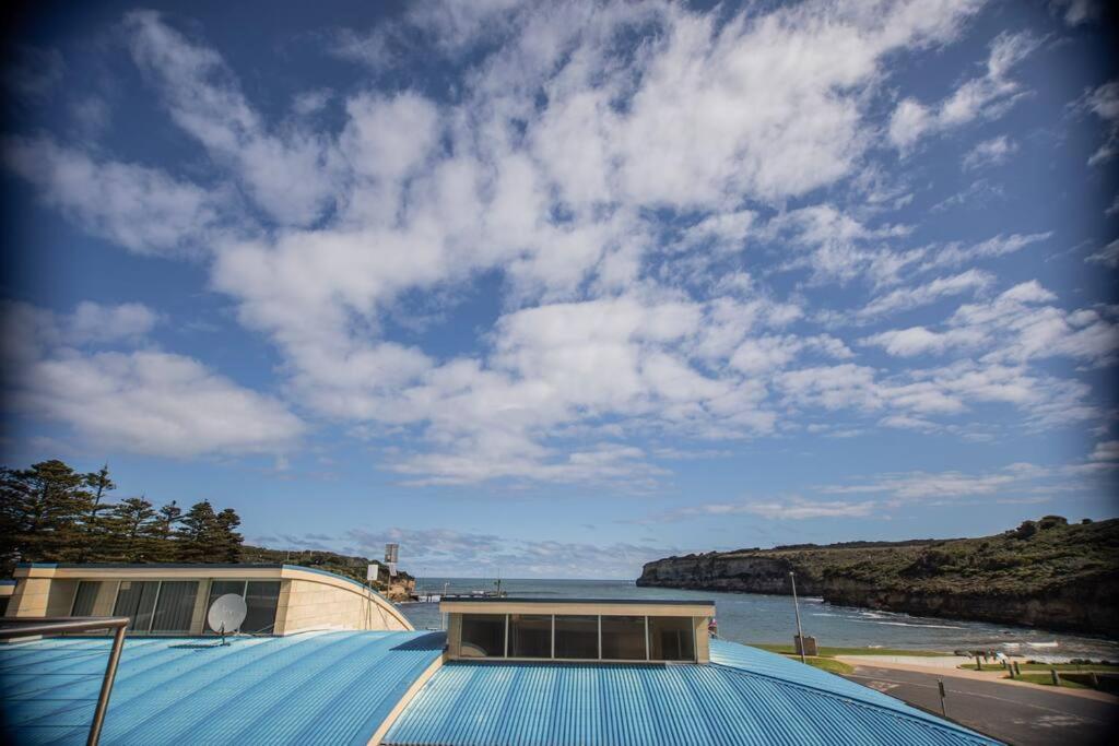 Surf Break At Bayview Villas Sea View Port Campbell Bagian luar foto